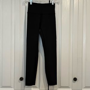 lululemon Black Size 4 Wunder Train Leggings